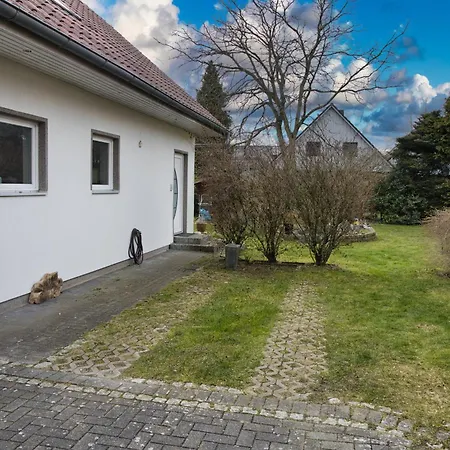 Heju- Haus Im Gruenen Apartman *